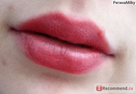 Lipstick avon doamna - 
