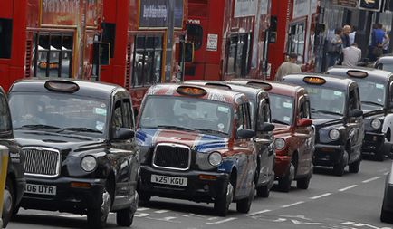 A történelem a kialakulását és fejlődését a taxi szolgáltatások