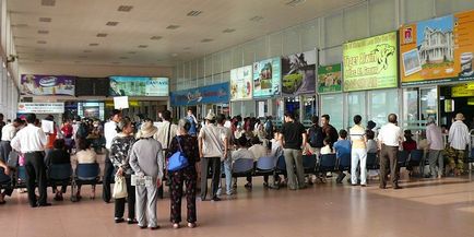 Cum să ajungi de la Ho Chi Minh la Nyachang cu avionul, trenul, autobuzul
