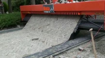 Як кладуть дороги в Голландії (24 фото відео)