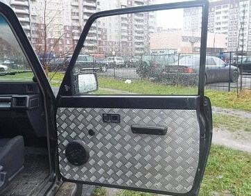 Hogyan hüvelyébe a belső vas - hogyan tuning UAZ Patriot kezük