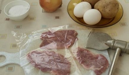 Cum să gătesc carne de porc într-o capsulă neagră, de sex feminin
