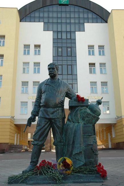 Cum functioneaza vama in Domodedovo - stiri in fotografii