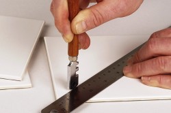 Cum se taie instrumente de selecție a dalelor de porțelan, materiale, proces