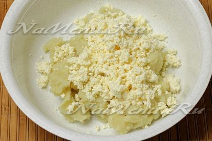 Burgonya pogácsákat sajttal recept