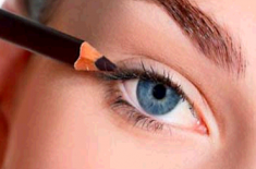 Фарбуємо очі олівцем покроково, з огляду на розмір і колір очей