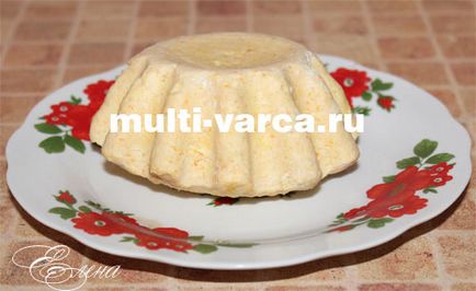 Sufle de pui cu morcovi pentru un cuplu într-o multivarcă