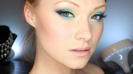 Літній макіяж для карих, зелених, блакитних і сірих очей покроково з фото і відео