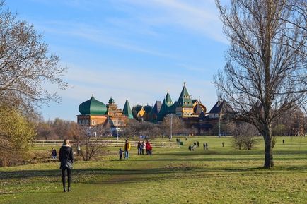 Літня ярмарок меду в Коломенському 2017