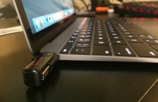 Macbook nu văd o unitate flash USB sau o unitate hard disk externă - de ce și cum este reparată în atelier