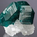 Minerale dioptaz proprietăți magice de piatră, zodiac, ornamente