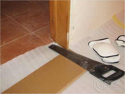 Știri - Cum să pui podele laminate lângă ușă