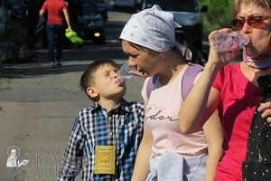 Într-o zi a marii procesiuni