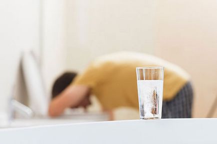Mérgezés halvány mérges gomba tünetek, elsősegély, kezelés (mérgesgomba) Mérgezés halvány mérges gomba tünetek, elsősegély, a kezelés