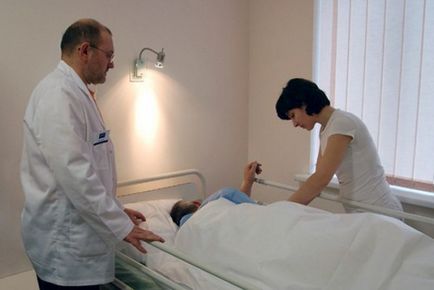 Mérgezés halvány mérges gomba tünetek, elsősegély, kezelés (tünetek) Mérgezés halvány mérges gomba tünetek, elsősegély, a kezelés