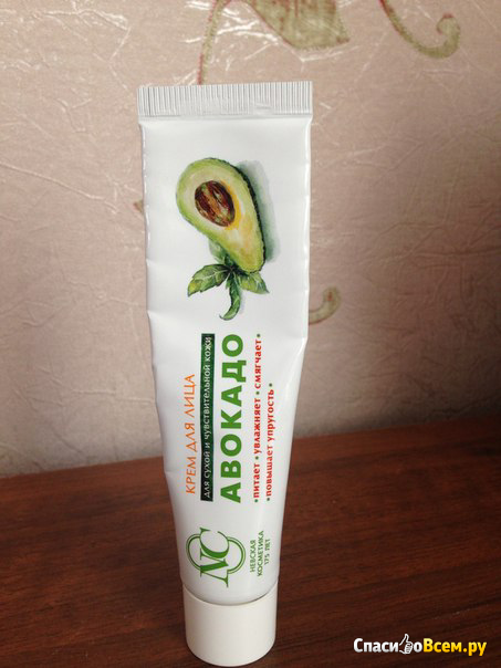 Feedback asupra cremei de față care hrănește cosmeticele Neva - avocado - pentru pielea uscată și sensibilă
