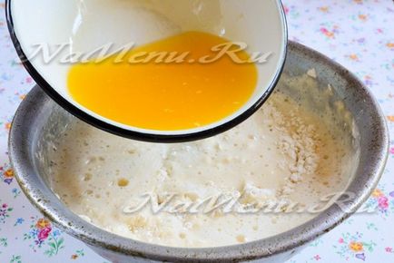 Пиріжки з варенням в духовці покроковий рецепт з фото