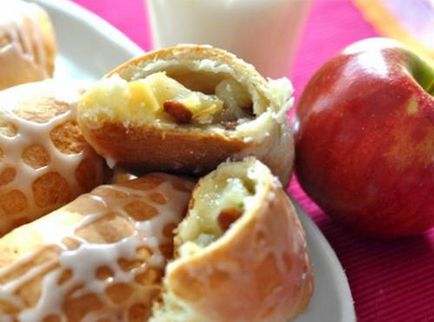Пиріжки з яблуками - кращі рецепти