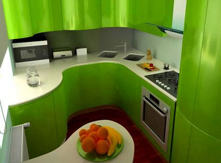 Amenajarea bucătăriei este de 6 metri pătrați, cu un frigider în Hrușciov și alte apartamente mici