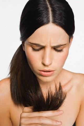 Посічені кінчики волосся причини і лікування