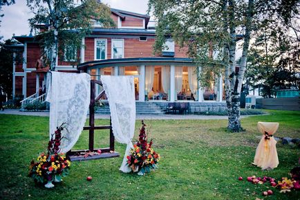 Nunta într-o casă de țară - teritoriul stilului și creativității