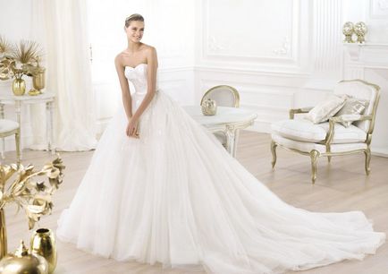 Весільні сукні pronovias