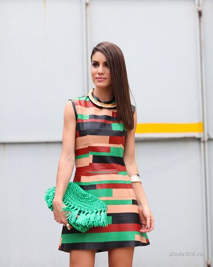 Strada fashion beauty blogger camila coelho