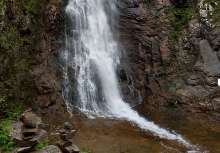 Vízesés fekete sámán (vízesés képek vízesés vízesés fotó: Oroszország) Waterfall fekete sámán