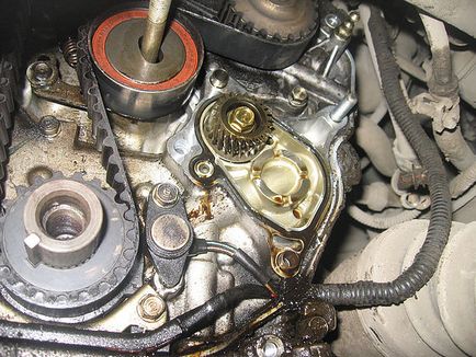 Cseréje a vezérműszíj a Honda Odyssey - autofókusz fareva (öv) Cseréje a vezérműszíj a Honda Odyssey - autofókuszos fareva