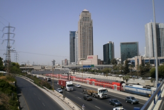 Transportul feroviar în Tel Aviv - arrivo