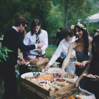 Groom în stil casual, mireasa de nunta 2017