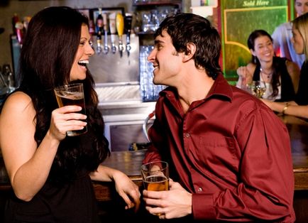 Знайомство з чоловіком в барі або клубі