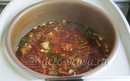 Borsch egy lépésről lépésre recept multivarka (7 fotók)