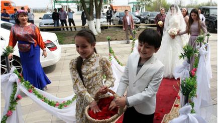 Чеченська весілля - викуп нареченої, вибір сукні для нареченої, традиції і звичаї