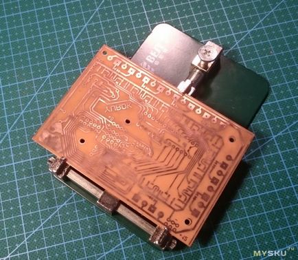 Deținătorul plăcilor de circuite imprimate (poate cineva va găsi o aplicație diferită)