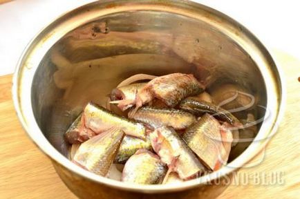 Домашні рибні консерви в олії - рецепт з фото