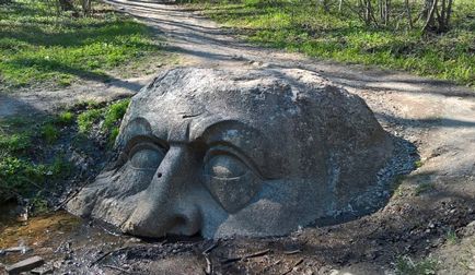 Палацово-парковий ансамбль «Сергіївка», просто життя