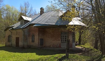 Палацово-парковий ансамбль «Сергіївка», просто життя