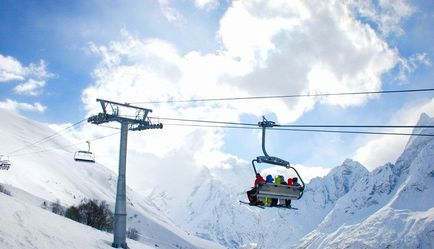 Stațiune montană de schi Dombai, prețuri curente 2016-2017, diagrame de traseu, comentarii