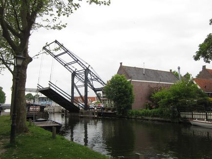 De la Utrecht, castelul de Haar, satul Githhorn, Waterland