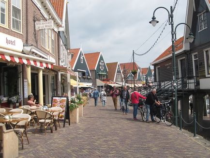 De la Utrecht, castelul de Haar, satul Githhorn, Waterland