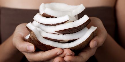 Як використовувати кокосове масло для волосся догляд за волоссям в домашніх умовах