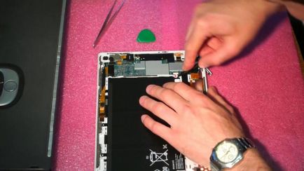 Cum de a schimba conectorul USB pe tableta Sony