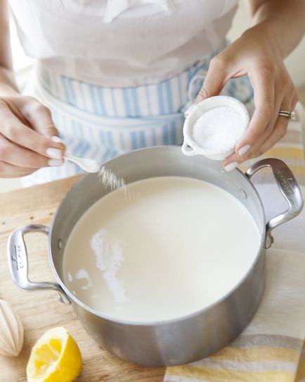 Cum să gătești brânză de vaci pentru uz casnic