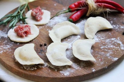 Cum se prepară găluște cu rețetă pas cu pas carne tocată - rețetă culinară pas cu pas cu fotografie pe