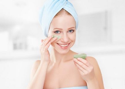 Cum să eliminați o procedură de cosmetică a feței la domiciliu