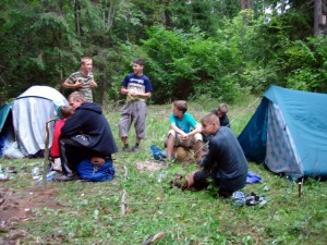 Як розбити бівак - виживання в дикій природі і екстремальних ситуаціях