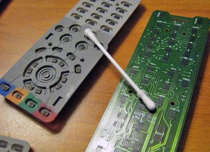 Hogyan szétszedni a TV távirányító samsung megjavítani saját kezét LG és a Samsung nem működik, és hogyan (milyen szétszedni a panel samsung TV) Hogyan szétszedni a TV távirányító samsung megjavítani saját kezét LG és a Samsung, nem működik, és hogyan