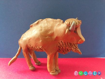 Cum se formează în etape un bizon din plasticină