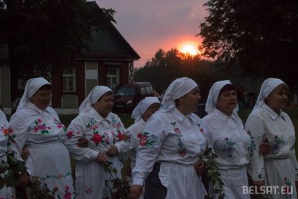 Як в Кузьмич русалку вибирали і потім від неї тікали